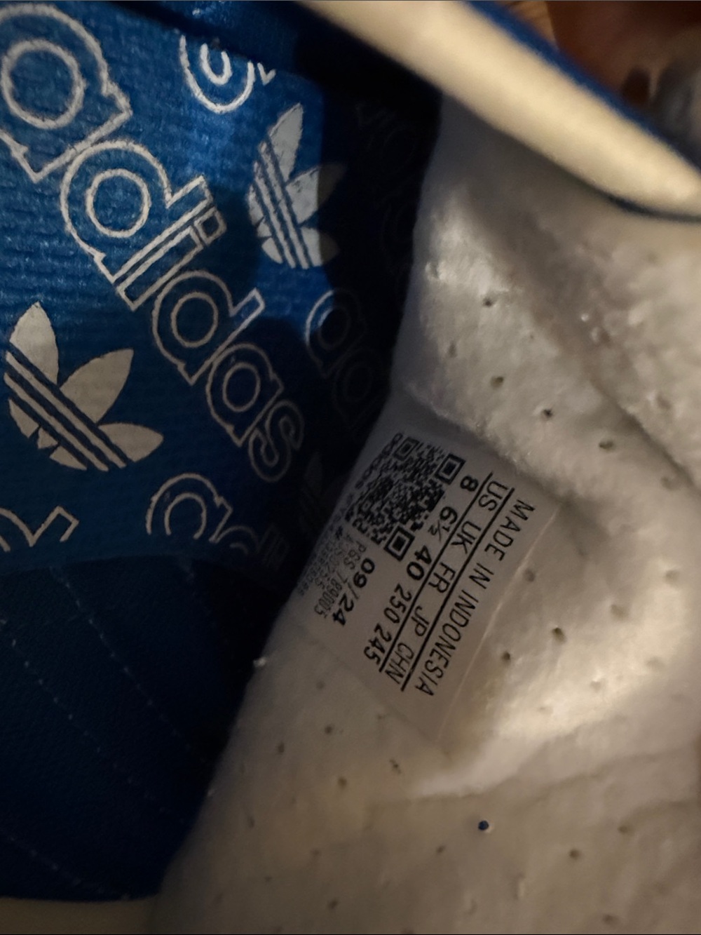 adidas SL 72 Royal Blue and White Retro Sneakers - Picture 4 of 4